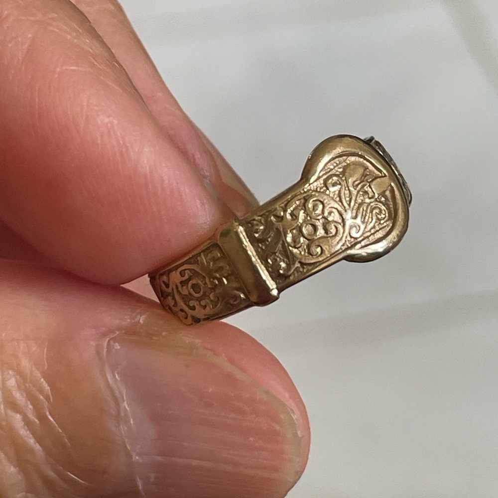 Antique 9k Buckle Ring - Picture 3 of 12